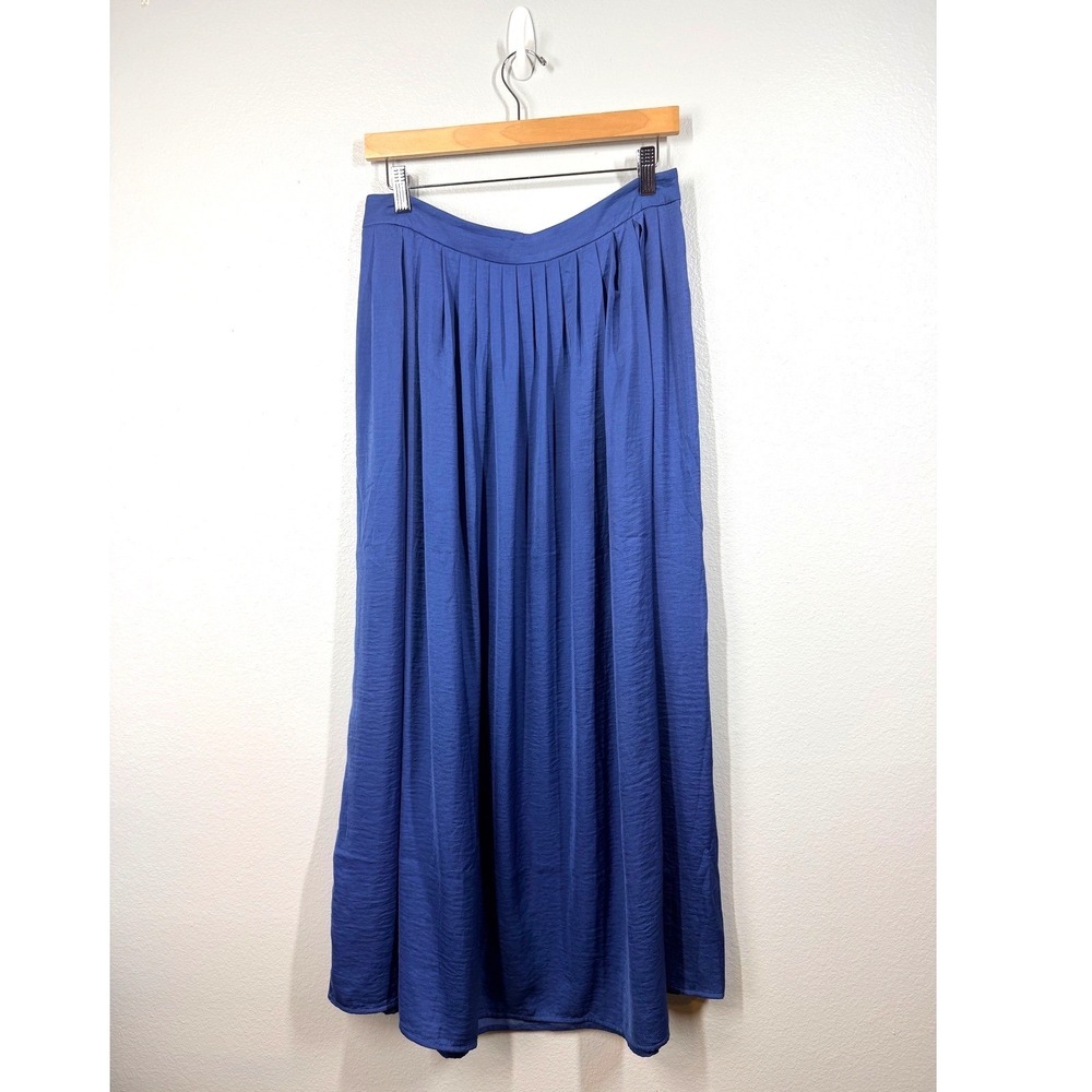 Chicos Skirt Women's M Blue Pleated‎ Maxi Midi Flowy Satin Boho
